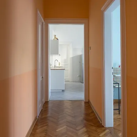 Apartment Triestevillas Ghega - Next To The Railway Station Trieste