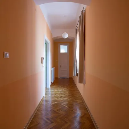 Triestevillas Ghega - Next To The Railway Station * Trieste
